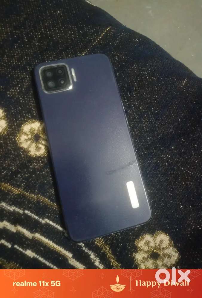 Oppo f 17 hai sell ke liye kisi ko chaiye ho to message kre