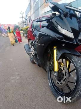 YAMAHA R15 V3 Super Condition