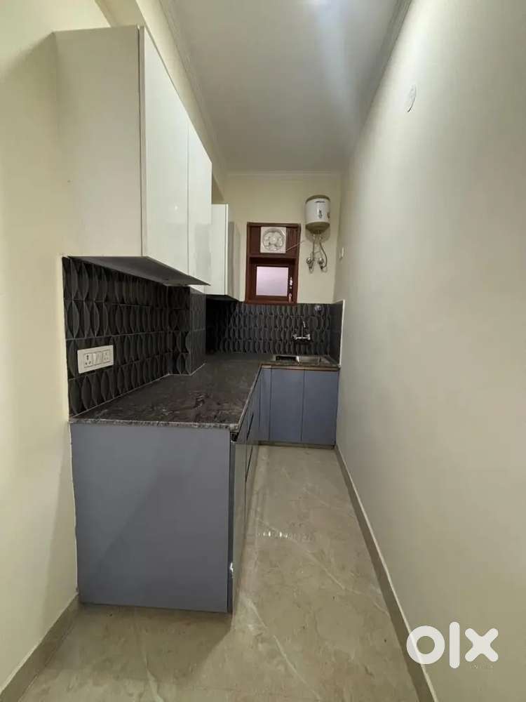 2 bhk flat available for rent near Saket metro