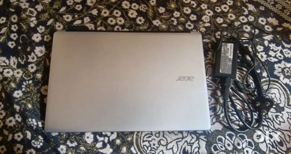 **Acer Aspire V15 i5 Laptop  Big Storage 1TB  Budget-Friendly**