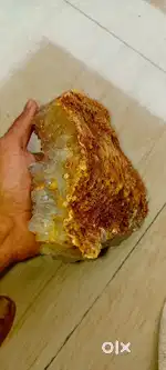 Natural Quartz Crystal Cluster, Museum-Grade Collector’s Specimen.