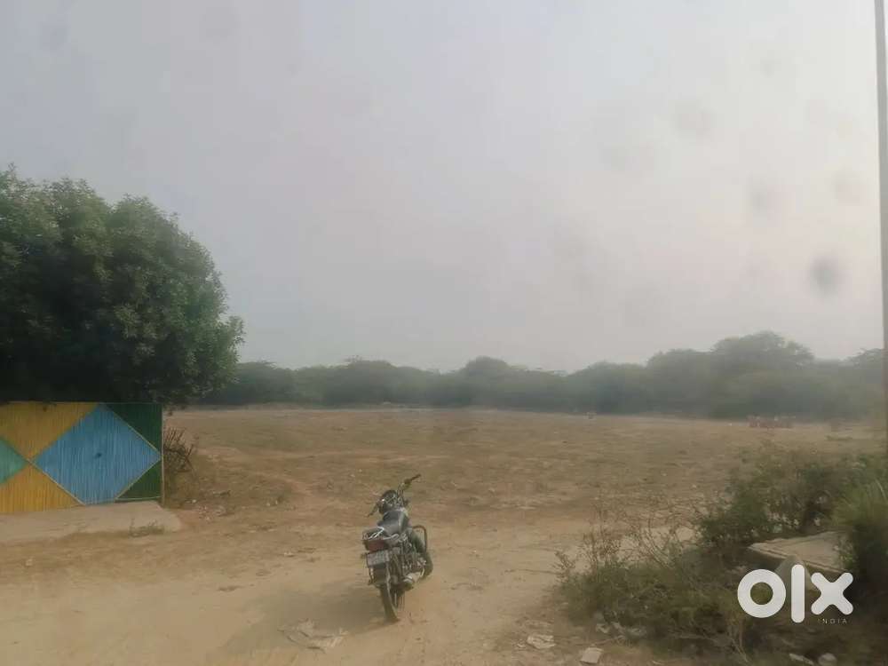 3 bighe property for rent 1.5 lakh rupees noida sector 79