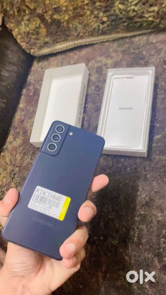SAMSUNG GALAXY S21 FE 5G ( new )