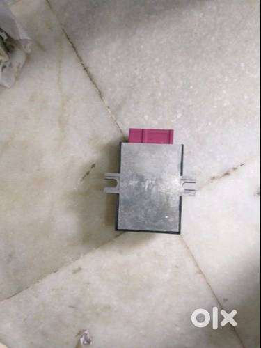 BMW F10 Fuel Pump Controller Piece