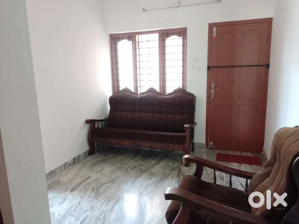 Furnished 2BHK 1st floor house behind EMC hospital for ₹15,000