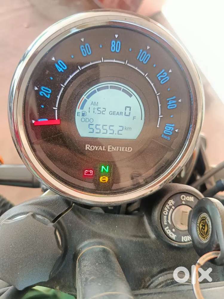 Royal Enfield Meteor 350 - Fireball Matt Finish Green