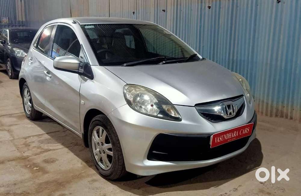 Honda Brio VX MT, 2013, Petrol