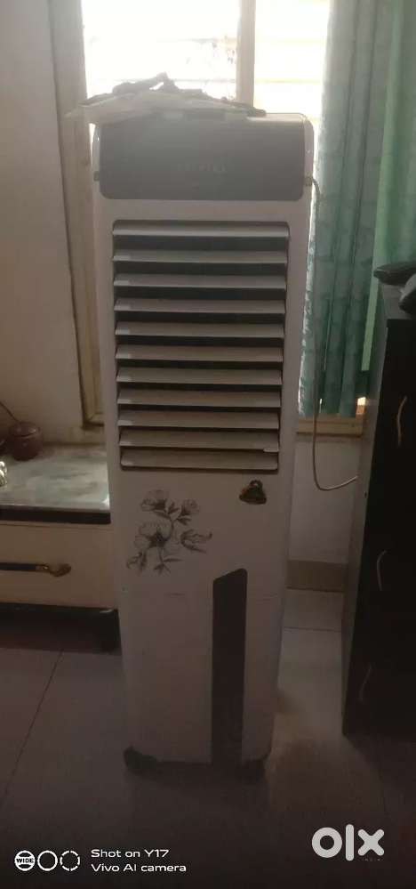Cooler from croma brand