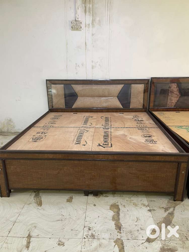 Double bed New fresh(unused product) king size bed with and queen size