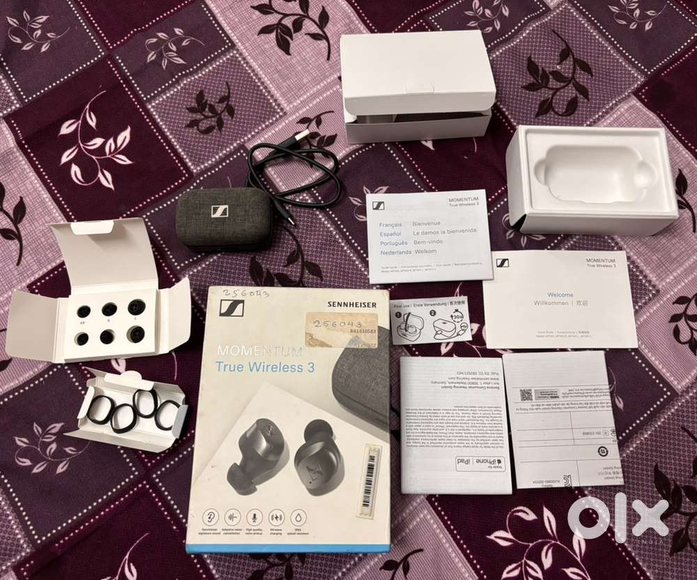 Sennheiser Momentum TW 3(Full Kit in Very Good Condition) 6,499 ₹ nego