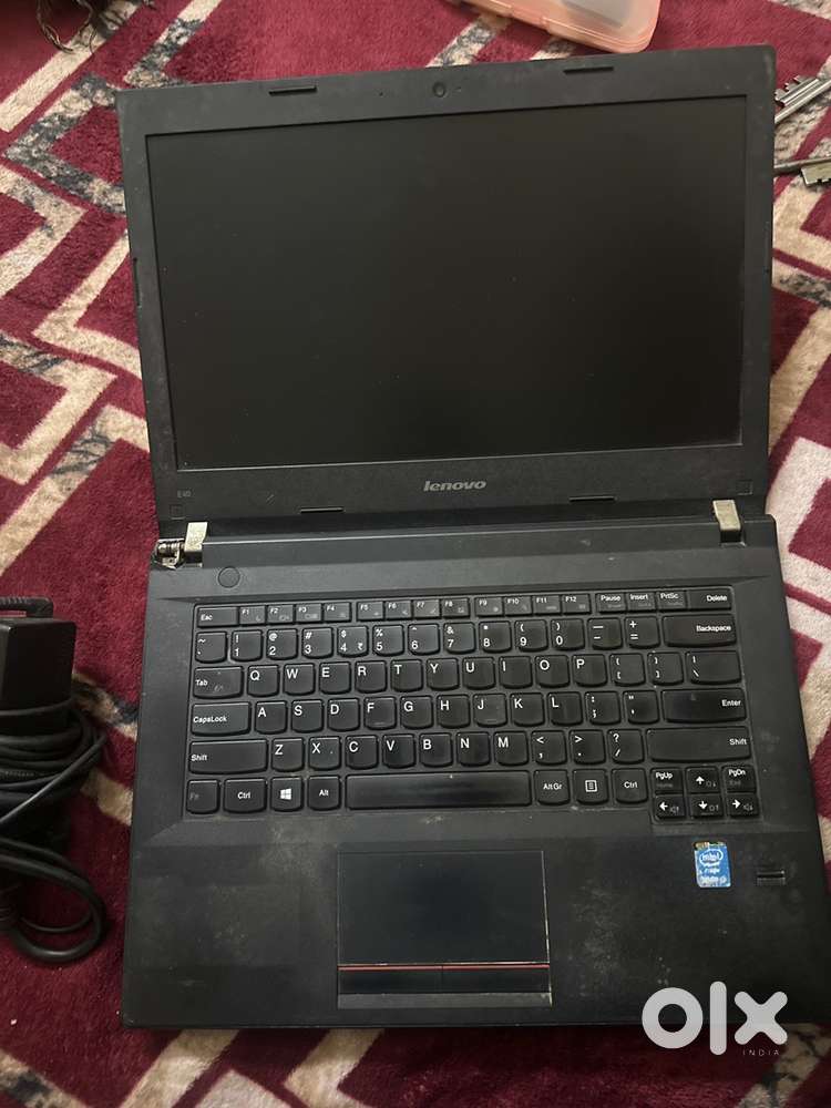Selling Lenovo E40(not getting started)