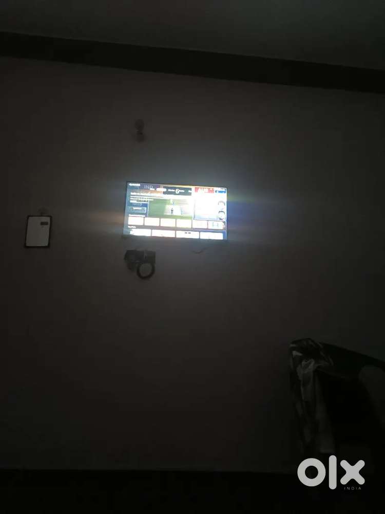 Colour TV NVY
