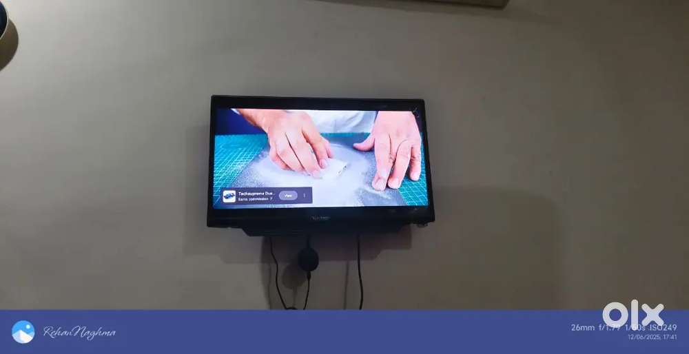 Led tv full condition koi dikkat nahi hai chalu condition me hai