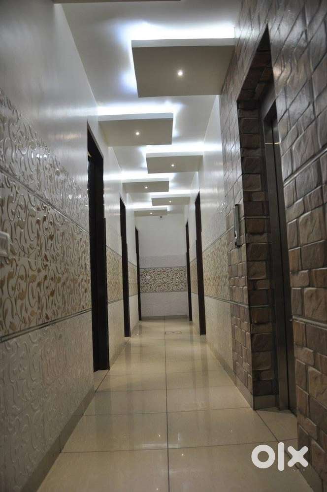 Ek cook or saff , safai ke liye ladke ki if jarurat hai