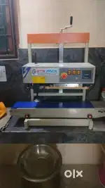 Pouch packing machine  for groceries