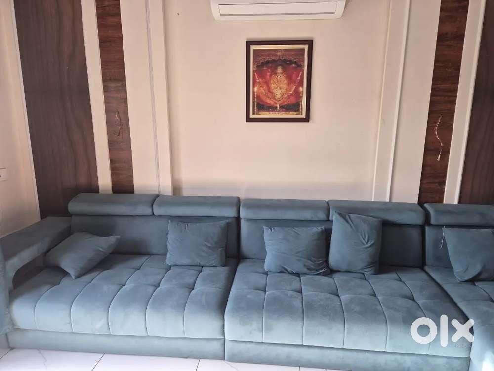 3 month used sofa 12 sheeter