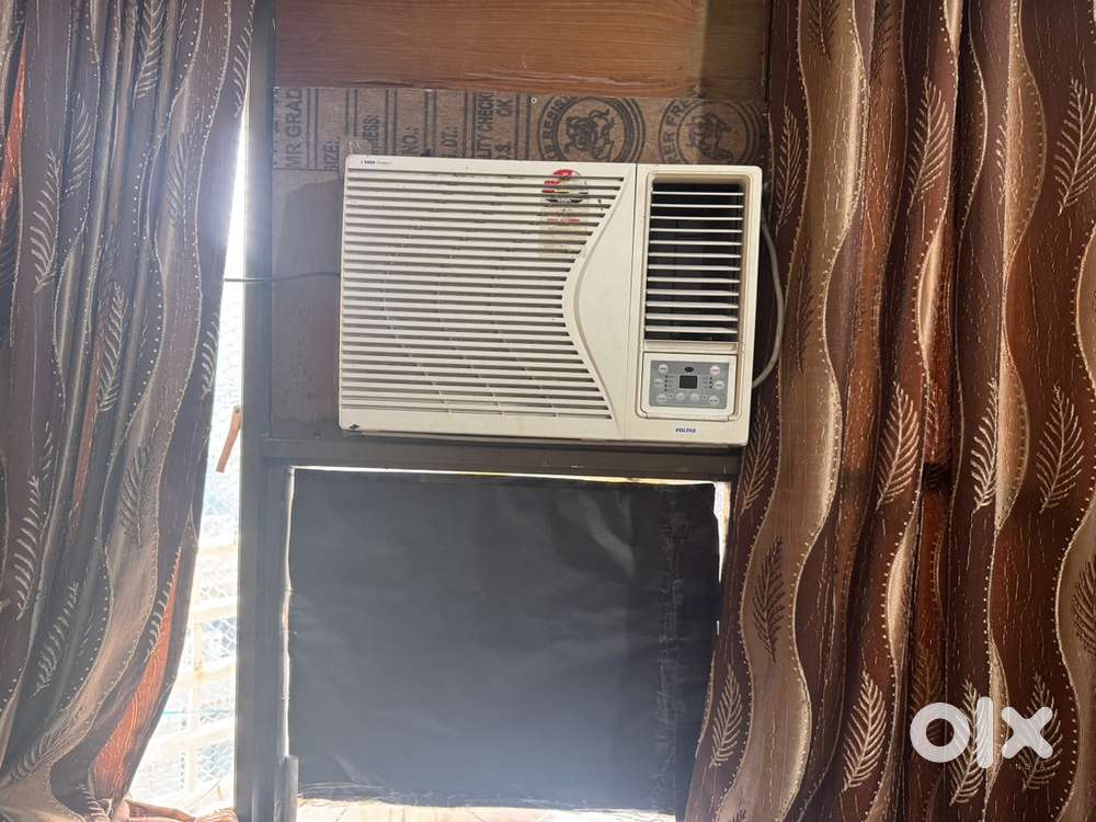 Voltas 1 ton window ac