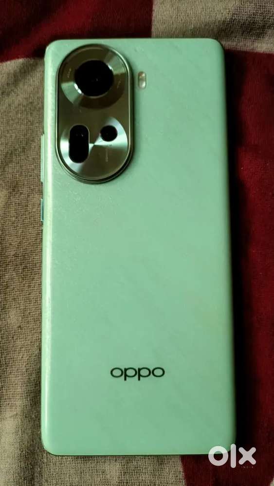 Oppo Reno 11 5g - 8GB/128GB  In Like New Condition