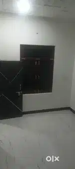 Rooms available for rent in best location