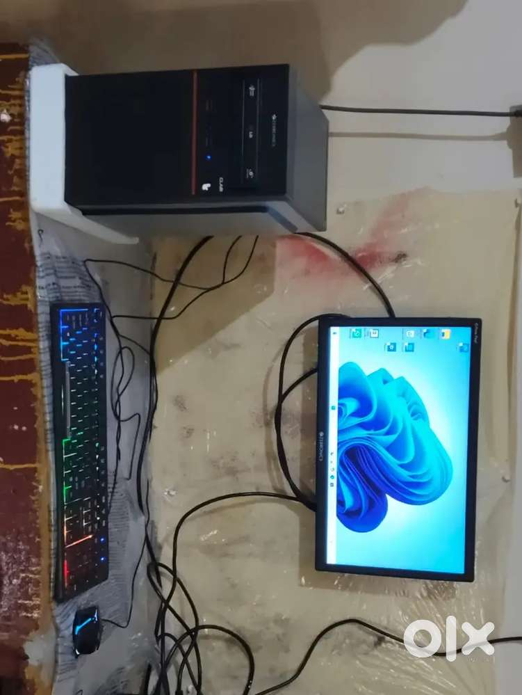 Desktop computer