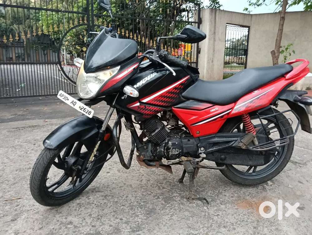 Glamour i3s full condition ready to name transfer