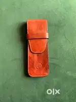 Maxwell Scott Pouch