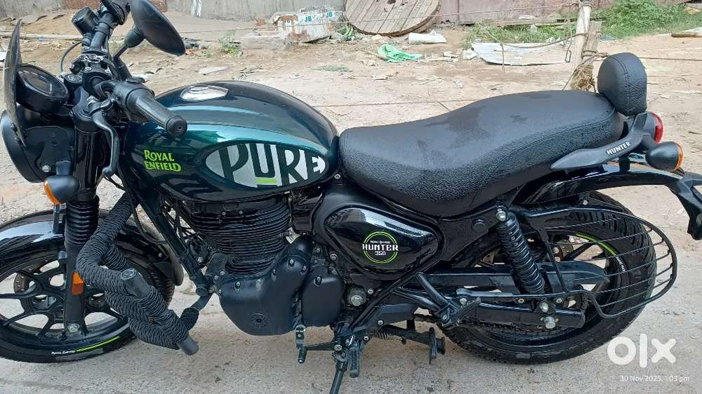 Showroom condition Hunter 350