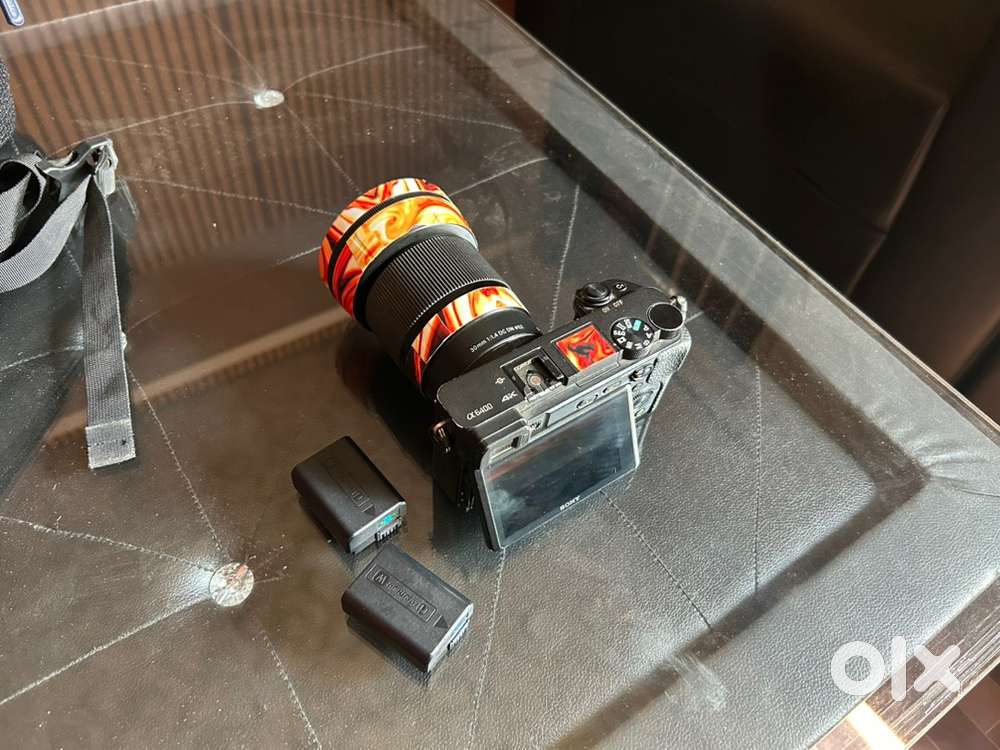 Sony 6400 with 30mm 1.4mm lense