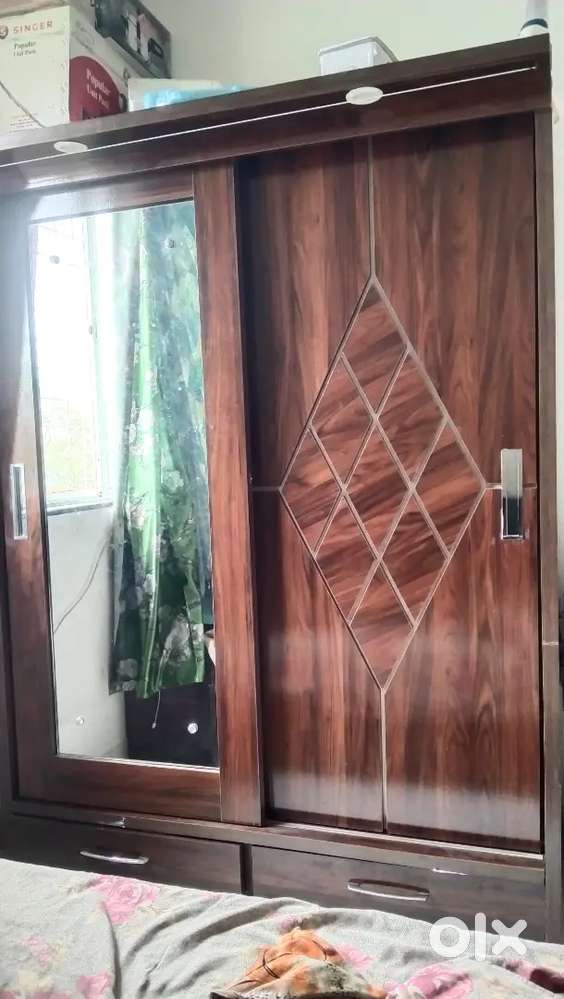 Wardrobe sell