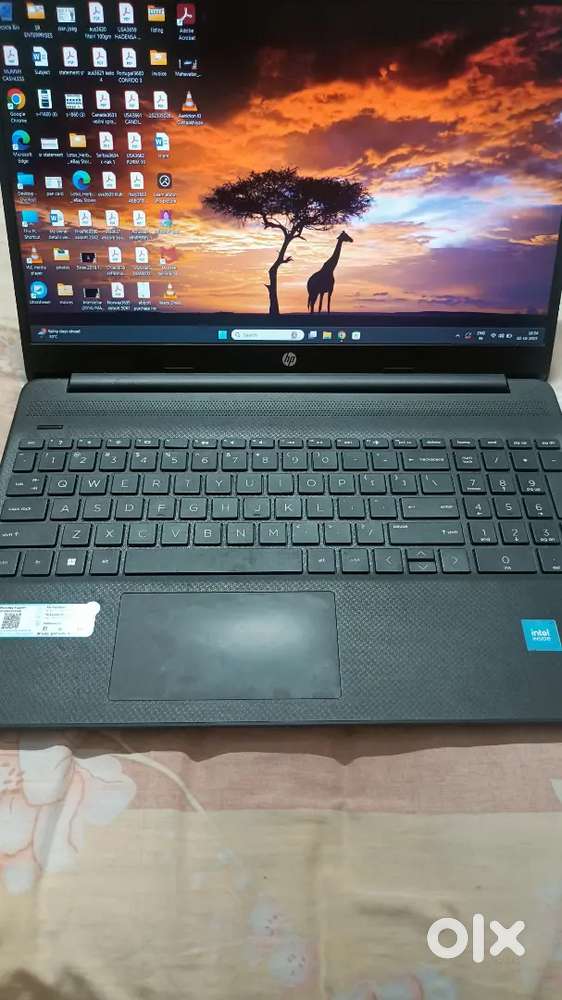 Hp Laptop with 512GB HDD WITH 8GB RAM