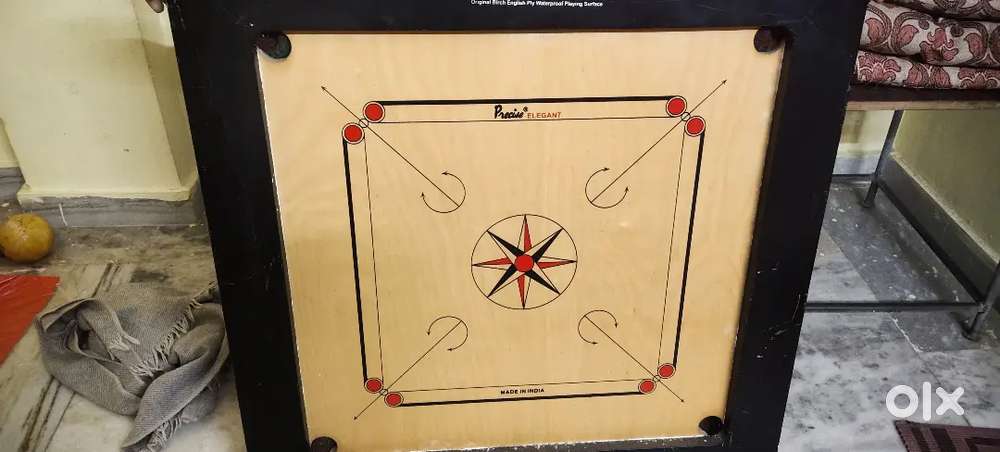 Carrom board carrom board