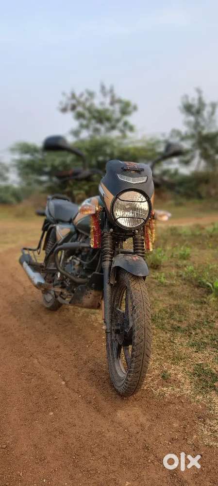 Dusri gadi leni hai