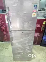 I'd67 samsung double door fridge with inbuilt stabilizer