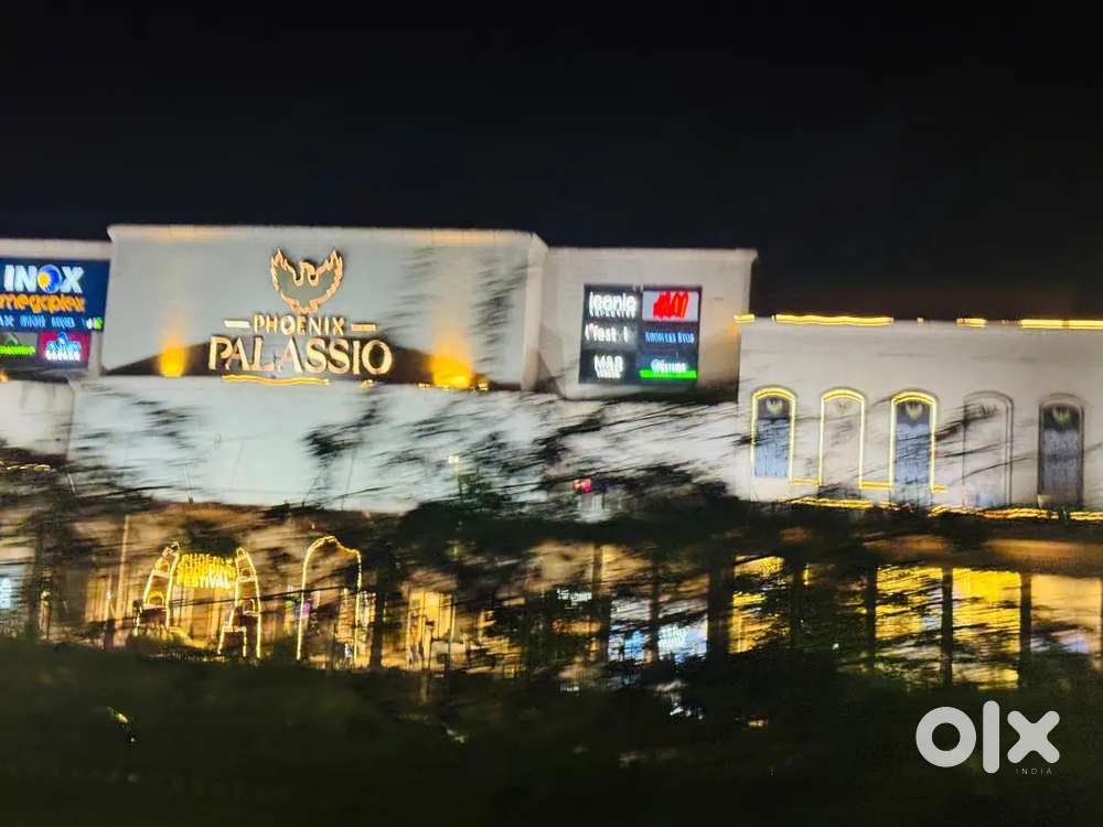 PHOENIX PALASSIO SHOPPING MALL JOINING FOR MALE FEMALE STAFF REQUIRED