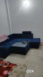 1 Room for rent male female both koi bhi reh skta hain