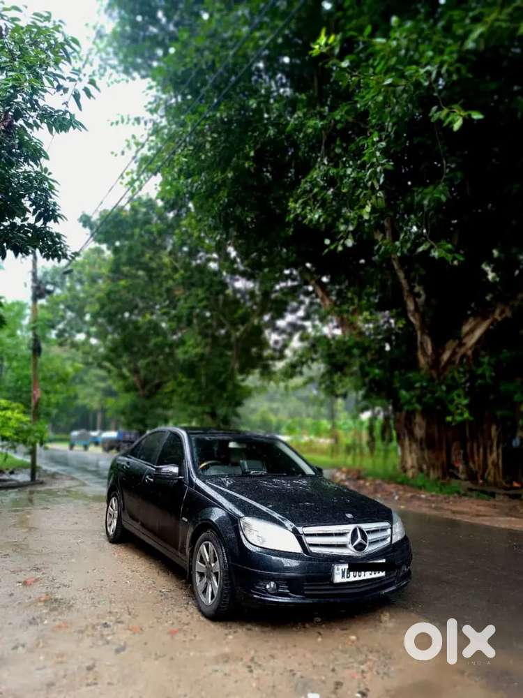 Mercedes-Benz C-Class 2011 Petrol 47000 Km Driven