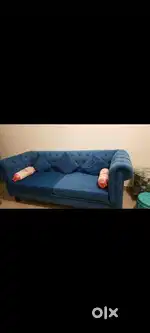 SOFA AND CENTER TABLE