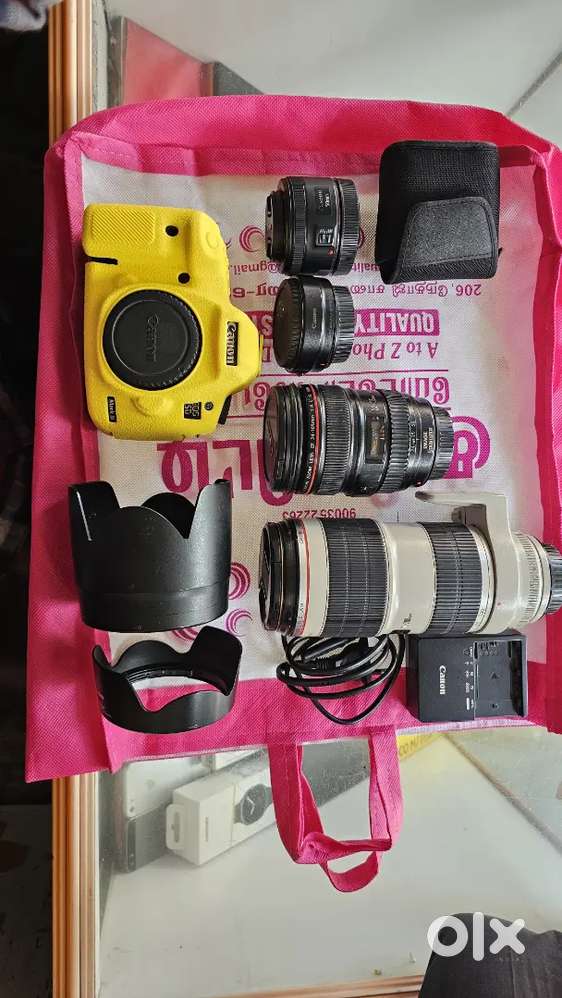 CANON 5D MARK 3 full kit with 4 lens low price