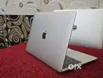 Apple 2019 Laptop i5/8/128gb 13inch Retina Display