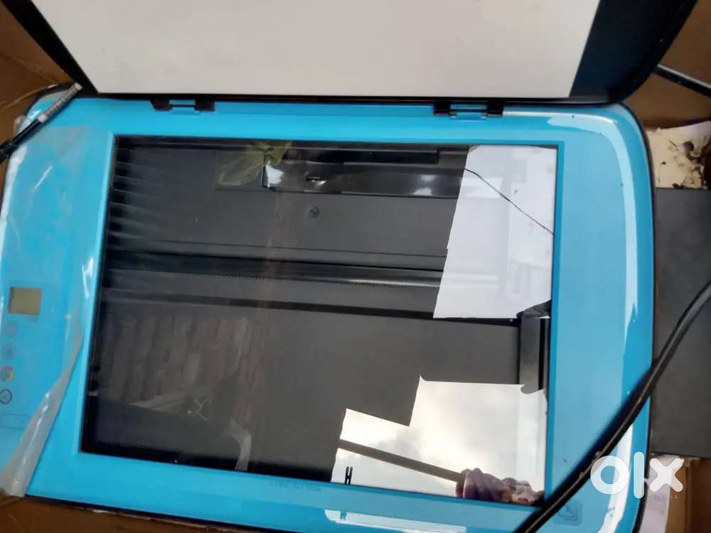 Hp ink tank 319 almost new printer