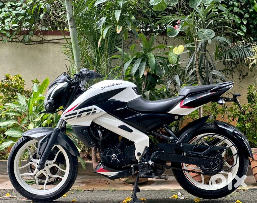 PULSAR NS200 DUAL CHANNEL ABS