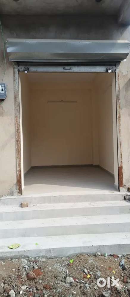 Godown available centre of mango bus stand Sakshi and civil court area