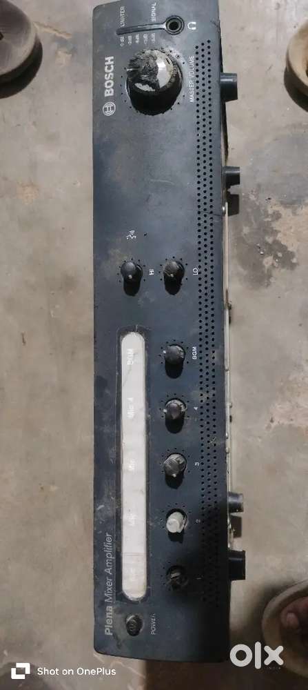 Plena mixer amplifier