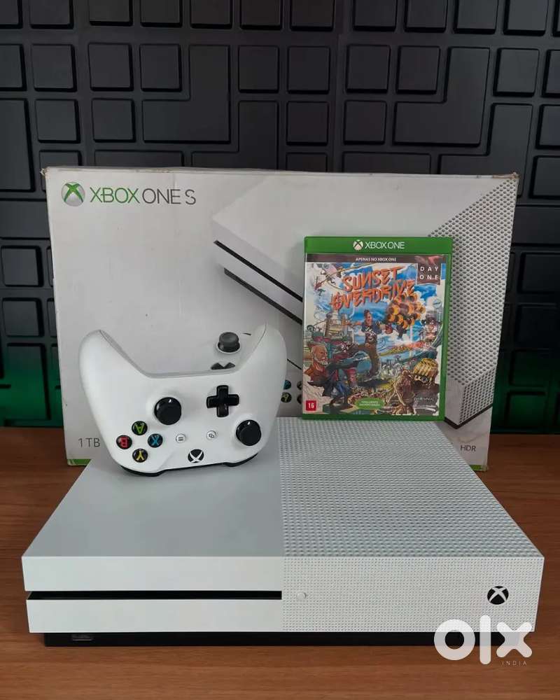Microsoft Xbox S 1B Console
