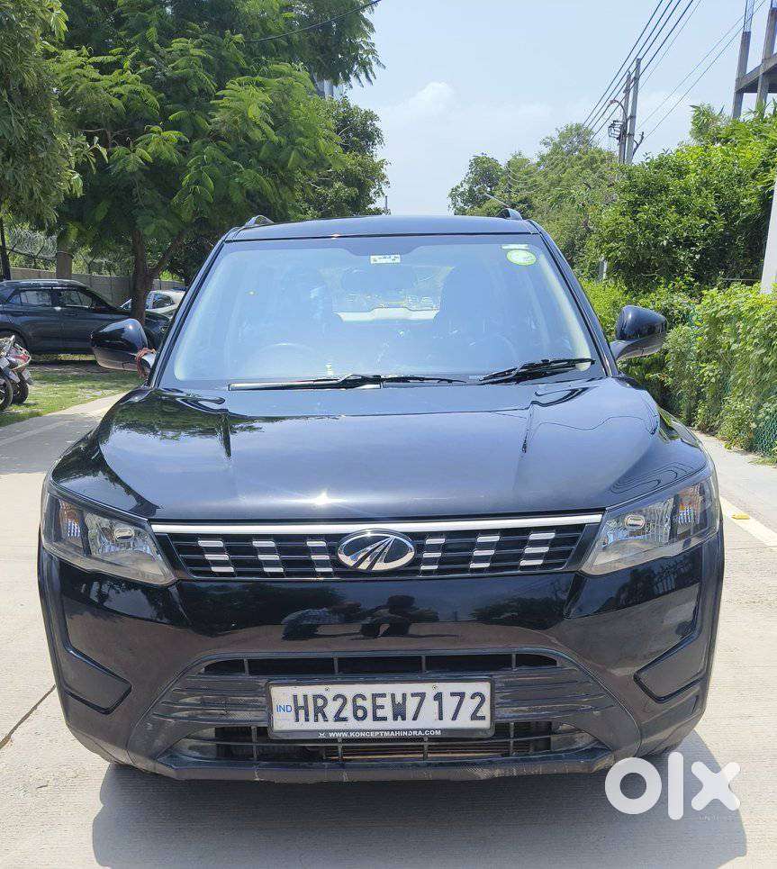 Mahindra XUV300 W6 Diesel, 2022, Diesel