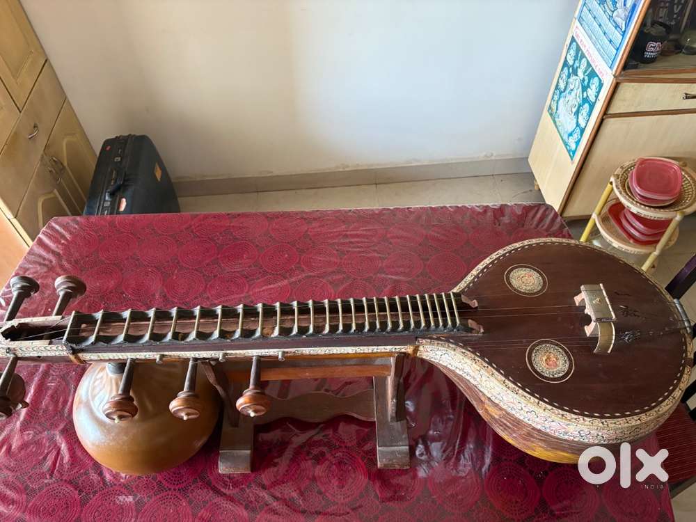Thanjavur Veena Full size