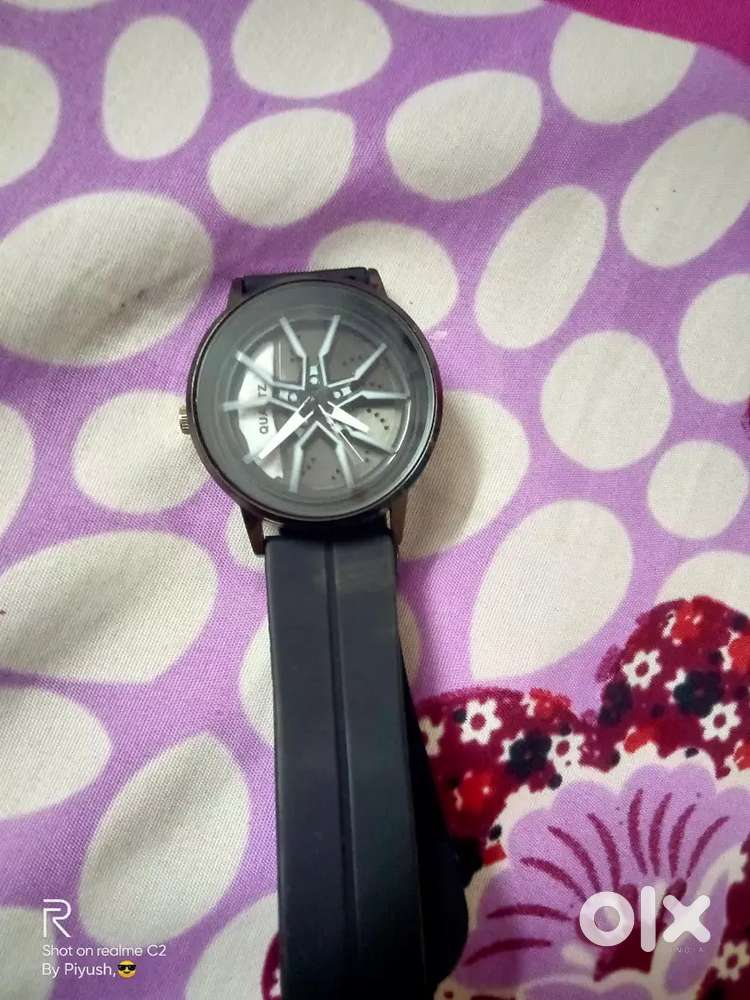 Looking good watch