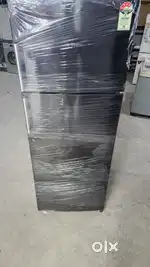 I'd90 Bosch black colour double door refrigerator with stabilizer