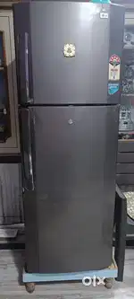 Good Condition LG Fridge 260L double door