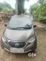 Datsun RediGO December 2017 Petrol and lpg Siqventional kit Well maint